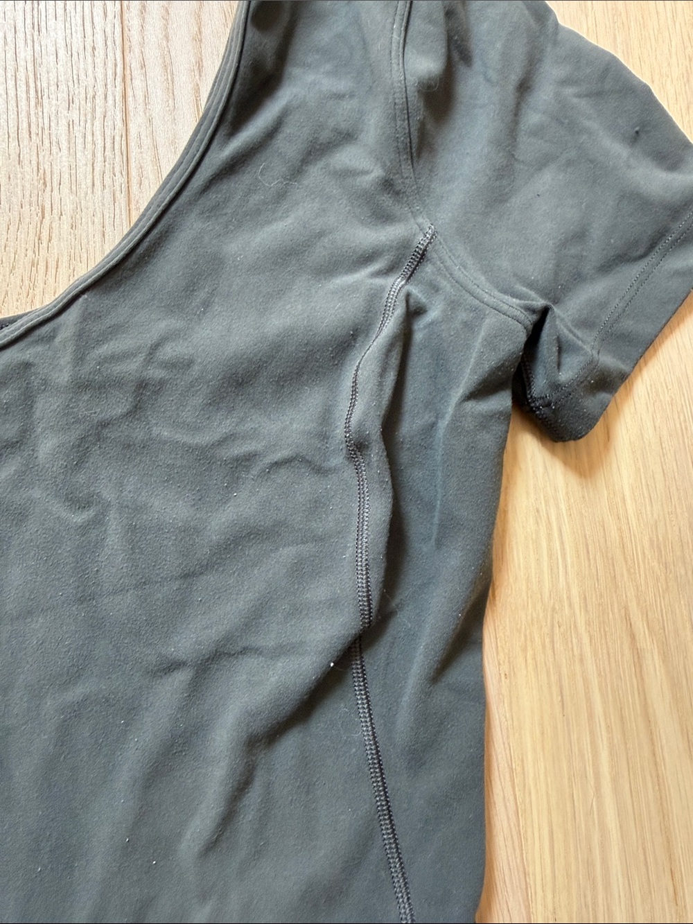 Lululemon Wondermost Nulu Scoop-Neck T-Shirt Balletcore 90s Minimalist - Picture 3 of 5